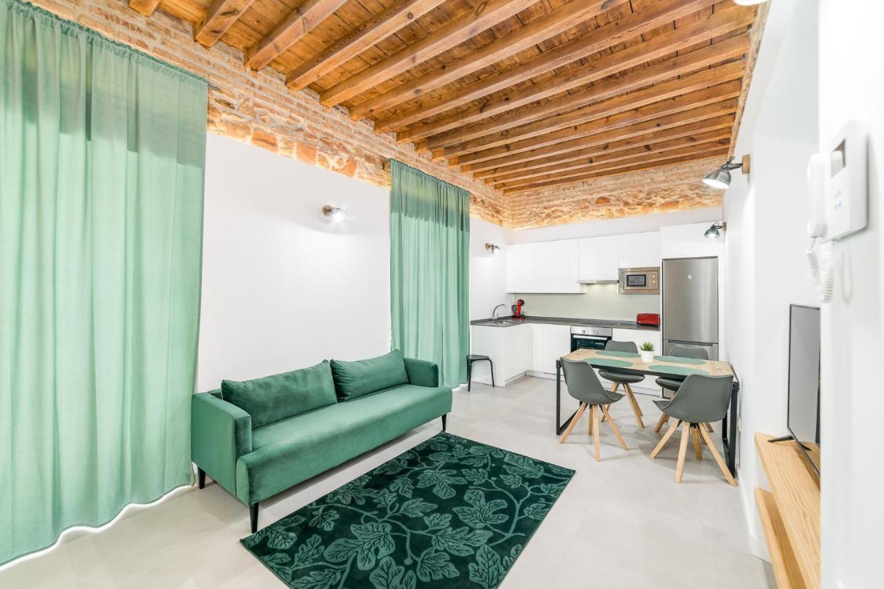 Suite Homes Sweet Postigos Terrace Malaga Exterior photo